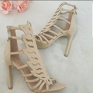 Statement Nude Heels